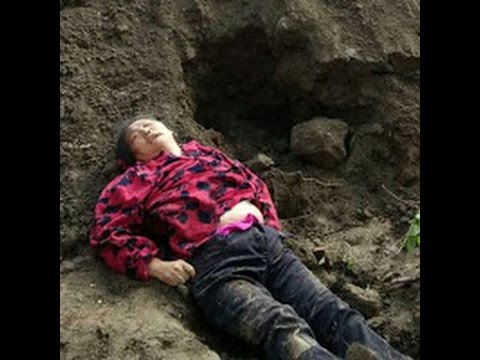 Pastor's Wife Buried Alive by Bulldozing Crew in China (2016)